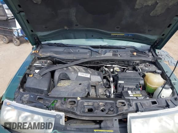 ✅ 2003 Saturn VUE • VIN: 5GZCZ53B13S834475 • Lot: 43063067. Wystawiony na IAAI z przebiegiem 172 456 mil. Bezpłatny archiwum sprzedaży aukcyjnych z USA i szczegółowy raport historii pojazdu na DreamBid. Zdjęcie 10.