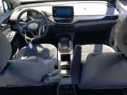 ✅ 2022 Volkswagen ID.4 Pro • VIN: WVGRMPE29NP043986 • Lot: 63934603. Listed on Copart with 134 mi. Free auction sales archive from the USA and detailed vehicle history report at DreamBid. Image 8.