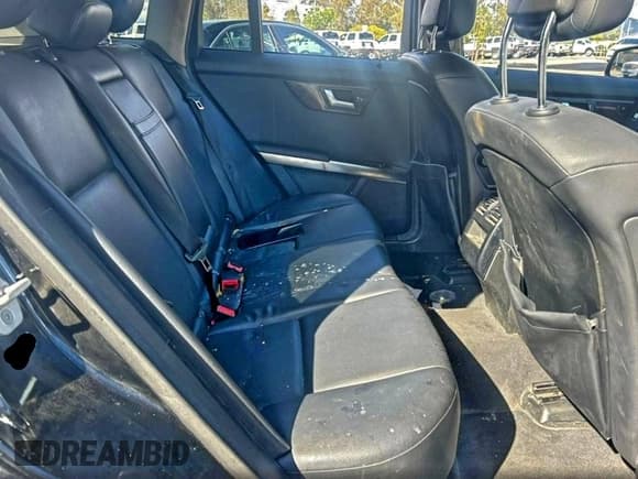 ✅ 2013 Mercedes-Benz GLK 350 • VIN: WDCGG5HB3DG053201 • Лот: 95333995. Опубликован ранее на Copart с пробегом 184 631 миль. Бесплатный доступ к архиву аукционных продаж из США и подробный отчёт об истории автомобиля на DreamBid. Изображение 6.