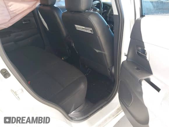 2012 Mitsubishi Outlander SE с VIN JA4AR4AUXCZ006904, выставлен на аукционе IAAI как лот 43264295 с пробегом 132 930 миль миль и . История ставок и продаж доступна на DreamBid. Изображение 8.