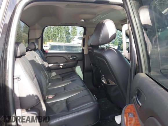 ✅ 2008 Chevrolet Silverado 1500 LTZ • VIN: 2GCEK13Y481168215 • Lot: 43609430. Listed on IAAI with 166,880 mi. Free auction sales archive from the USA and detailed vehicle history report at DreamBid. Image 8.