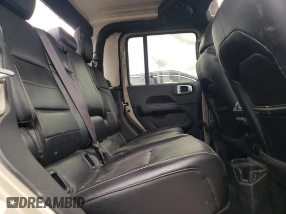 ✅ 2020 Jeep Gladiator Overland • VIN: 1C6HJTFG4LL169678 • Лот: 67567425. Опубликован ранее на Copart с пробегом 109 129 миль. Бесплатный доступ к архиву аукционных продаж из США и подробный отчёт об истории автомобиля на DreamBid. Изображение 10.