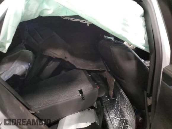 ✅ 2014 Chevrolet Impala LT • VIN: 1G1115SL5EU105857 • Лот: 86278105. Опубликован ранее на Copart с пробегом Не указан. Бесплатный доступ к архиву аукционных продаж из США и подробный отчёт об истории автомобиля на DreamBid. Изображение 10.