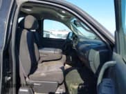 ✅ 2010 Chevrolet Silverado 1500 LT • VIN: 1GCSCSEA8AZ133101 • Лот: 42419688. Опубликован ранее на IAAI с пробегом 174 933 миль. Бесплатный доступ к архиву аукционных продаж из США и подробный отчёт об истории автомобиля на DreamBid. Изображение 5.