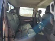 ✅ 2022 Ford F-150 Platinum • VIN: 1FTFW1E81NFC28168 • Lot: 86423555. Wystawiony na Copart z przebiegiem 155 340 mil. Bezpłatny archiwum sprzedaży aukcyjnych z USA i szczegółowy raport historii pojazdu na DreamBid. Zdjęcie 10.