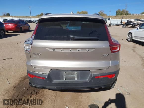 ✅ 2023 Volvo XC40 Ultimate Dark Theme • VIN: YV4L12UX3P2931553 • Lot: 90033855. Listed on Copart with 23,618 mi. Free auction sales archive from the USA and detailed vehicle history report at DreamBid. Image 6.