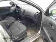 2010 Hyundai Elantra GLS z VIN KMHDC8AE1AU056746, wystawiony jako IAAI lot #43211721 z przebiegiem 163 547 mil mil oraz . Historia ofert i sprzedaży dostępna na DreamBid. Obrazek 5.