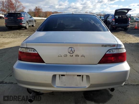 ✅ 2003 Acura TL Type S • VIN: 19UUA56803A052477 • Лот: 92155045. Опубликован ранее на Copart с пробегом 214 637 миль. Бесплатный доступ к архиву аукционных продаж из США и подробный отчёт об истории автомобиля на DreamBid. Изображение 6.
