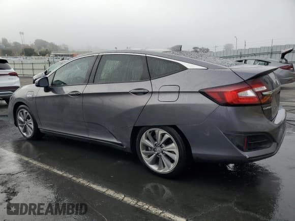 ✅ 2018 Honda Clarity • VIN: JHMZC5F16JC007092 • Lot: 85869175. Listed on Copart with 76,156 mi. Free auction sales archive from the USA and detailed vehicle history report at DreamBid. Image 2.