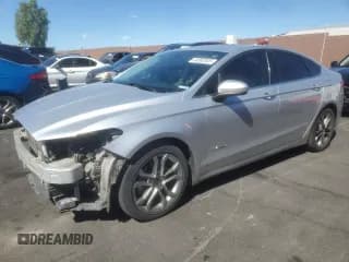 ✅ 2017 Ford Fusion Hybrid SE • VIN: 3FA6P0LU6HR222483 • Lot: 84962085. Wystawiony na Copart z przebiegiem 129 720 mil. Bezpłatny archiwum sprzedaży aukcyjnych z USA i szczegółowy raport historii pojazdu na DreamBid. Zdjęcie 1.