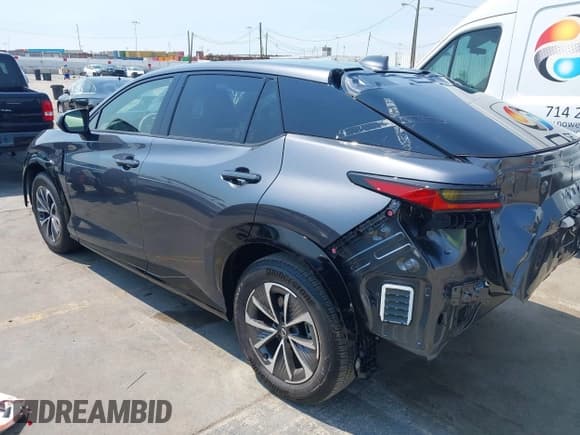 ✅ 2025 Lexus RZ 300e Premium • VIN: JTJABABB1SA008847 • Lot: 42871177. Listed on IAAI with 3,793 mi. Free auction sales archive from the USA and detailed vehicle history report at DreamBid. Image 3.