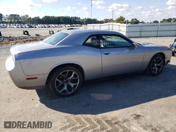 ✅ 2014 Dodge Challenger SXT • VIN: 2C3CDYAG0EH262085 • Lot: 74202754. Wystawiony na Copart z przebiegiem 148 222 mil. Bezpłatny archiwum sprzedaży aukcyjnych z USA i szczegółowy raport historii pojazdu na DreamBid. Zdjęcie 3.