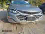 2023 Chevrolet Malibu LT z VIN 1G1ZD5ST5PF169138, wystawiony jako IAAI lot #43275364 z przebiegiem 76 884 mil mil oraz . Historia ofert i sprzedaży dostępna na DreamBid. Obrazek 6.