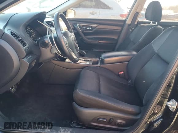 ✅ 2017 Nissan Altima SR • VIN: 1N4AL3AP6HC494891 • Лот: 90932645. Опубликован ранее на Copart с пробегом 111 475 миль. Бесплатный доступ к архиву аукционных продаж из США и подробный отчёт об истории автомобиля на DreamBid. Изображение 7.