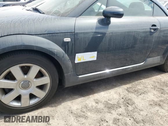 ✅ 2003 Audi TT • VIN: TRUSC28N931018674 • Лот: 74893164. Опубликован ранее на Copart с пробегом 67 939 миль. Бесплатный доступ к архиву аукционных продаж из США и подробный отчёт об истории автомобиля на DreamBid. Изображение 12.