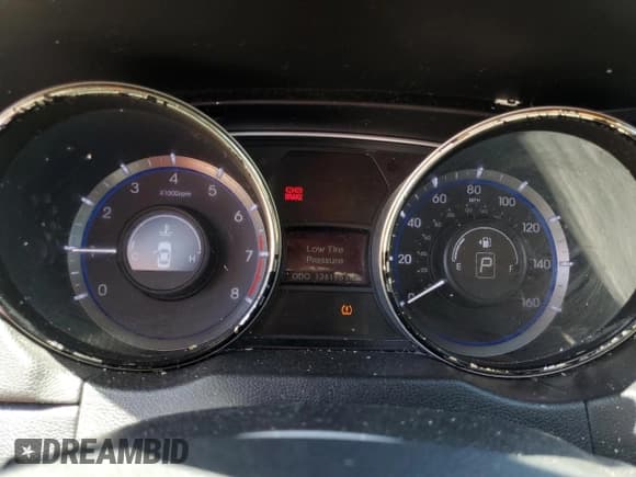 ✅ 2013 Hyundai Sonata SE • VIN: 5NPEC4AC5DH639531 • Lot: 59824674. Wystawiony na Copart z przebiegiem 126 195 mil. Bezpłatny archiwum sprzedaży aukcyjnych z USA i szczegółowy raport historii pojazdu na DreamBid. Zdjęcie 9.