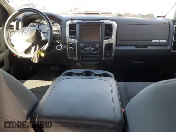 2016 Ram 1500 Lone Star с VIN 3C6RR6LT7GG305983, выставлен на аукционе Copart как лот 45301723 с пробегом 145 978 миль миль и На запчасти • Non repairable. История ставок и продаж доступна на DreamBid. Изображение 8.