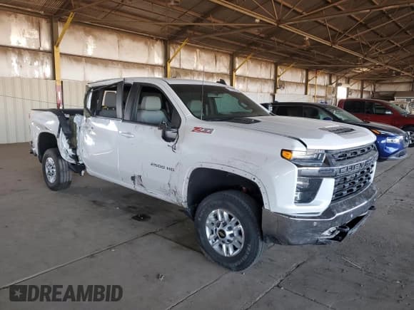✅ 2022 Chevrolet Silverado 2500HD LT • VIN: 1GC4YNEY0NF200693 • Lot: 72059965. Wystawiony na Copart z przebiegiem 52 384 mil. Bezpłatny archiwum sprzedaży aukcyjnych z USA i szczegółowy raport historii pojazdu na DreamBid. Zdjęcie 4.