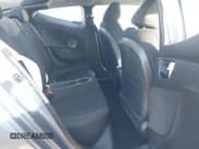 ✅ 2016 Hyundai Veloster • VIN: KMHTC6AD1GU286674 • Lot: 41627128. Wystawiony na IAAI z przebiegiem 71 617 mil. Bezpłatny archiwum sprzedaży aukcyjnych z USA i szczegółowy raport historii pojazdu na DreamBid. Zdjęcie 8.