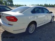 ✅ 2016 Volkswagen Passat SE • VIN: 1VWBT7A33GC068896 • Лот: 42997602. Опубликован ранее на IAAI с пробегом 130 282 миль. Бесплатный доступ к архиву аукционных продаж из США и подробный отчёт об истории автомобиля на DreamBid. Изображение 4.