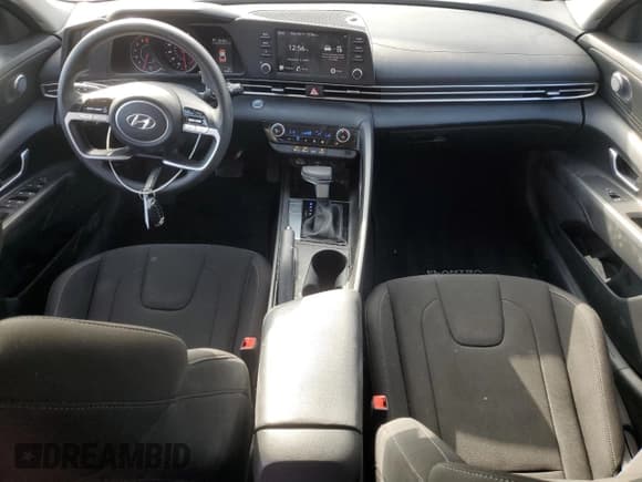 ✅ 2023 Hyundai Elantra SEL • VIN: KMHLM4AG6PU575948 • Lot: 91227915. Listed on Copart with 29,631 mi. Free auction sales archive from the USA and detailed vehicle history report at DreamBid. Image 8.