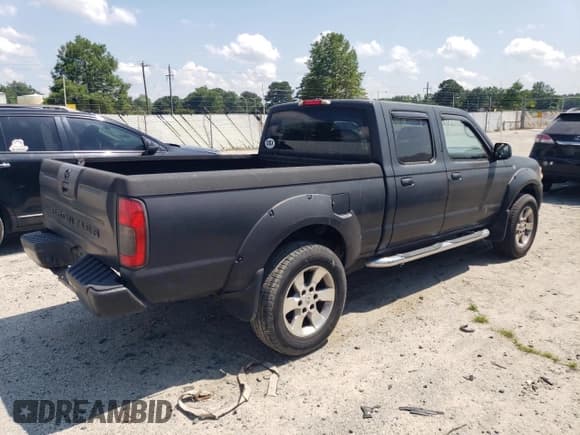 ✅ 2002 Nissan Frontier XE • VIN: 1N6ED29XX2C329910 • Lot: 61684845. Listed on Copart with 201,585 mi. Free auction sales archive from the USA and detailed vehicle history report at DreamBid. Image 3.