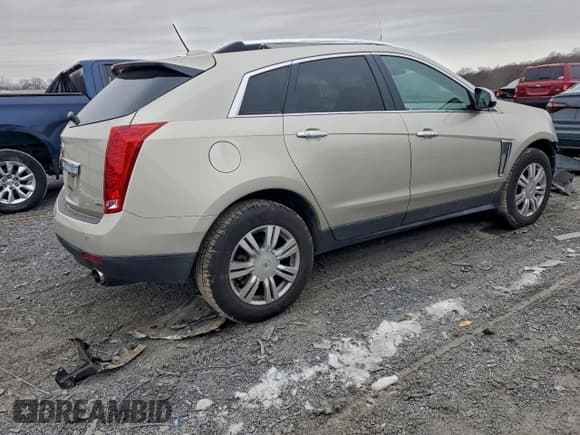 ✅ 2015 Cadillac SRX Luxury Collection • VIN: 3GYFNEE37FS639581 • Lot: 94923935. Listed on Copart with 56,330 mi. Free auction sales archive from the USA and detailed vehicle history report at DreamBid. Image 3.