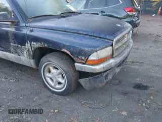 2000 Dodge Dakota Sport z VIN 1B7GL22N6YS729162, wystawiony jako IAAI lot #43499520 z przebiegiem 170 552 mil mil oraz . Historia ofert i sprzedaży dostępna na DreamBid. Obrazek 6.