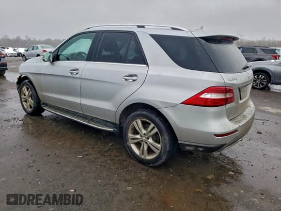 ✅ 2013 Mercedes-Benz M 350 • VIN: 4JGDA5HBXDA121650 • Лот: 95571405. Опубликован ранее на Copart с пробегом 177 768 миль. Бесплатный доступ к архиву аукционных продаж из США и подробный отчёт об истории автомобиля на DreamBid. Изображение 2.