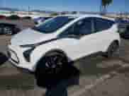 2023 Chevrolet Bolt EV 2LT z VIN 1G1FX6S04P4161503, wystawiony jako Copart lot #37825584 z przebiegiem 3 096 mil mil oraz . Historia ofert i sprzedaży dostępna na DreamBid. Obrazek 1.