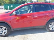 ✅ 2015 Toyota RAV4 LE • VIN: JTMZFREV4FD061576 • Lot: 42958797. Wystawiony na IAAI z przebiegiem 275 584 mil. Bezpłatny archiwum sprzedaży aukcyjnych z USA i szczegółowy raport historii pojazdu na DreamBid. Zdjęcie 6.