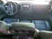 ✅ 2017 Chevrolet Silverado 1500 LT • VIN: 3GCUKREC5HG345793 • Lot: 85340215. Wystawiony na Copart z przebiegiem 83 587 mil. Bezpłatny archiwum sprzedaży aukcyjnych z USA i szczegółowy raport historii pojazdu na DreamBid. Zdjęcie 8.