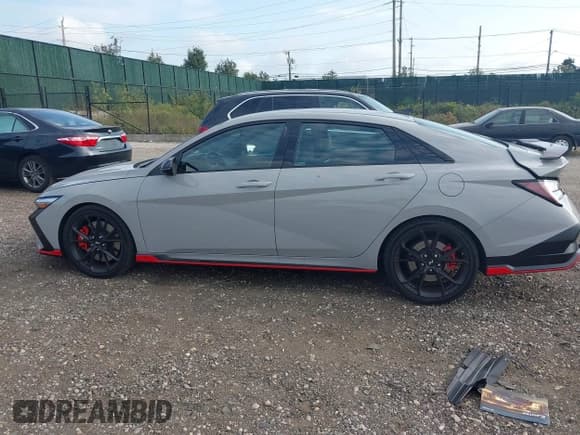 ✅ 2025 Hyundai Elantra • VIN: KMHLW4DK7SU030408 • Лот: 43277625. Опубликован ранее на IAAI с пробегом 5 968 миль. Бесплатный доступ к архиву аукционных продаж из США и подробный отчёт об истории автомобиля на DreamBid. Изображение 14.