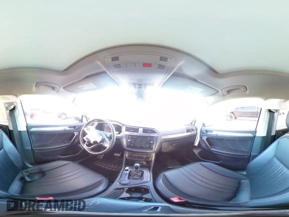 ✅ 2022 Volkswagen Tiguan SE • VIN: 3VV2B7AX4NM033516 • Lot: 90394505. Wystawiony na Copart z przebiegiem 58 069 mil. Bezpłatny archiwum sprzedaży aukcyjnych z USA i szczegółowy raport historii pojazdu na DreamBid. Zdjęcie 15.