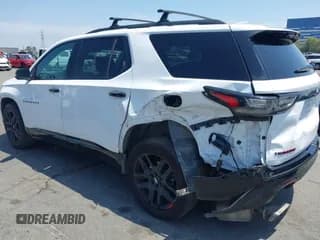 ✅ 2021 Chevrolet Traverse Premier • VIN: 1GNEVKKW9MJ149292 • Lot: 42493106. Wystawiony na IAAI z przebiegiem 90 668 mil. Bezpłatny archiwum sprzedaży aukcyjnych z USA i szczegółowy raport historii pojazdu na DreamBid. Zdjęcie 3.
