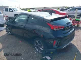 2019 Hyundai Veloster 2.0 with VIN KMHTG6AF3KU016554, listed as a IAAI auction lot 37580702 with 79,286 mi miles and . Bid and sale history available at DreamBid. Image 3.
