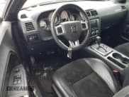 ✅ 2014 Dodge Challenger R/T Classic • VIN: 2C3CDYBT6EH196735 • Lot: 76227254. Wystawiony na Copart z przebiegiem 89 575 mil. Bezpłatny archiwum sprzedaży aukcyjnych z USA i szczegółowy raport historii pojazdu na DreamBid. Zdjęcie 8.