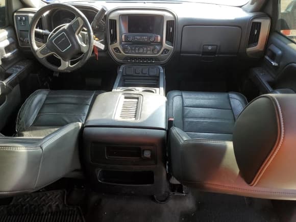 ✅ 2016 GMC Sierra 1500 Denali • VIN: 3GTP1PEJ7GG106148 • Lot: 89563875. Listed on Copart with 165,227 mi. Free auction sales archive from the USA and detailed vehicle history report at DreamBid. Image 8.