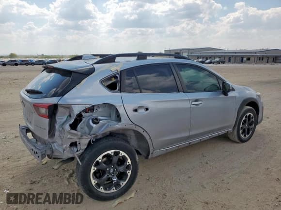 ✅ 2022 Subaru Crosstrek Premium • VIN: JF2GTAEC1N8212639 • Лот: 81667805. Опубликован ранее на Copart с пробегом 53 555 миль. Бесплатный доступ к архиву аукционных продаж из США и подробный отчёт об истории автомобиля на DreamBid. Изображение 3.