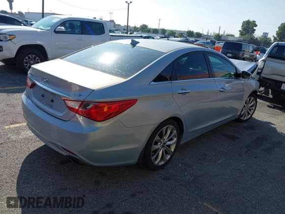 ✅ 2012 Hyundai Sonata Limited • VIN: 5NPEC4AB3CH369589 • Lot: 43808630. Listed on IAAI with Not provided. Free auction sales archive from the USA and detailed vehicle history report at DreamBid. Image 4.