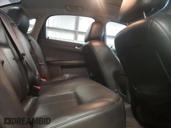 ✅ 2014 Chevrolet Impala LTZ • VIN: 2G1WC5E34E1122222 • Lot: 92826935. Wystawiony na Copart z przebiegiem 201 368 mil. Bezpłatny archiwum sprzedaży aukcyjnych z USA i szczegółowy raport historii pojazdu na DreamBid. Zdjęcie 10.