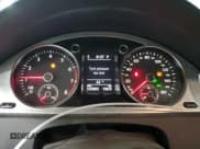 ✅ 2009 Volkswagen CC 4Motion • VIN: WVWGU73C59E547962 • Lot: 88816315. Wystawiony na Copart z przebiegiem 162 802 mil. Bezpłatny archiwum sprzedaży aukcyjnych z USA i szczegółowy raport historii pojazdu na DreamBid. Zdjęcie 9.