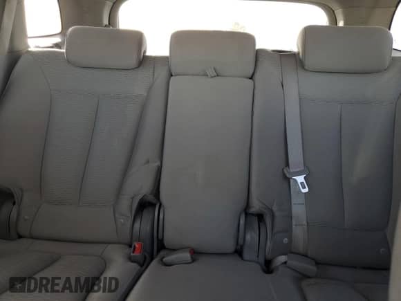 ✅ 2007 Hyundai Santa Fe SE • VIN: 5NMSH13E77H016074 • Лот: 75570704. Размещён на Copart с пробегом 279 259 миль миль. Получите бесплатный доступ к архиву аукционных продаж из США и посмотрите подробный отчёт об истории автомобиля на DreamBid. Изображение 10.