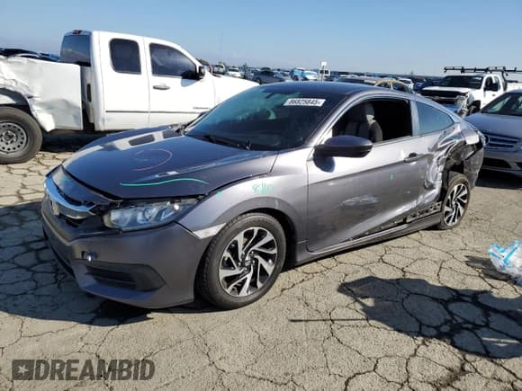 ✅ 2018 Honda Civic LX • VIN: 2HGFC4B51JH306320 • Lot: 86825845. Wystawiony na Copart z przebiegiem 83 345 mil. Bezpłatny archiwum sprzedaży aukcyjnych z USA i szczegółowy raport historii pojazdu na DreamBid. Zdjęcie 1.