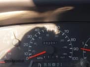 ✅ 1999 Ford F-250 XL • VIN: 1FTNW20F8XEA78401 • Lot: 43347971. Wystawiony na IAAI z przebiegiem 333 081 mil. Bezpłatny archiwum sprzedaży aukcyjnych z USA i szczegółowy raport historii pojazdu na DreamBid. Zdjęcie 15.