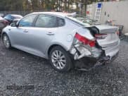 ✅ 2018 Kia Optima LX • VIN: 5XXGT4L33JG271542 • Lot: 43680086. Wystawiony na IAAI z przebiegiem 28 182 mil. Bezpłatny archiwum sprzedaży aukcyjnych z USA i szczegółowy raport historii pojazdu na DreamBid. Zdjęcie 3.