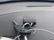 ✅ 1998 Ford Expedition XLT • VIN: 1FMPU18LXWLB92425 • Lot: 43325275. Wystawiony na IAAI z przebiegiem 180 023 mil. Bezpłatny archiwum sprzedaży aukcyjnych z USA i szczegółowy raport historii pojazdu na DreamBid. Zdjęcie 11.