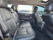 ✅ 2016 Nissan Pathfinder Platinum • VIN: 5N1AR2MM4GC612547 • Лот: 71862715. Опубликован ранее на Copart с пробегом 63 891 миль. Бесплатный доступ к архиву аукционных продаж из США и подробный отчёт об истории автомобиля на DreamBid. Изображение 11.