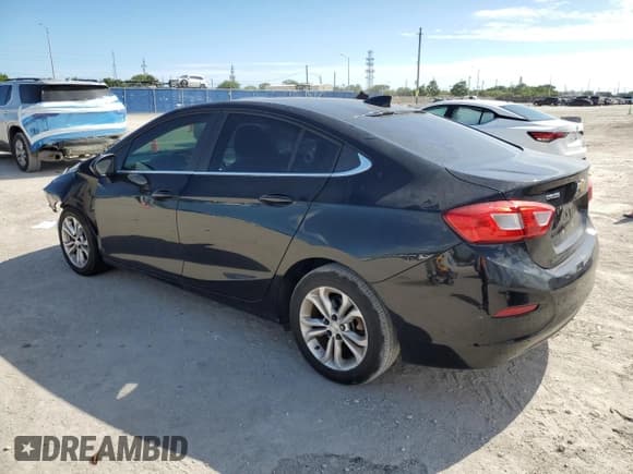 ✅ 2019 Chevrolet Cruze LT • VIN: 1G1BE5SM0K7125641 • Лот: 91841925. Опубликован ранее на Copart с пробегом 68 980 миль. Бесплатный доступ к архиву аукционных продаж из США и подробный отчёт об истории автомобиля на DreamBid. Изображение 2.