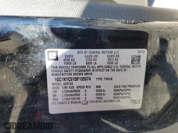 ✅ 2013 Chevrolet Silverado 2500HD LTZ • VIN: 1GC1KYC81DF195074 • Lot: 81772875. Wystawiony na Copart z przebiegiem 257 121 mil. Bezpłatny archiwum sprzedaży aukcyjnych z USA i szczegółowy raport historii pojazdu na DreamBid. Zdjęcie 12.